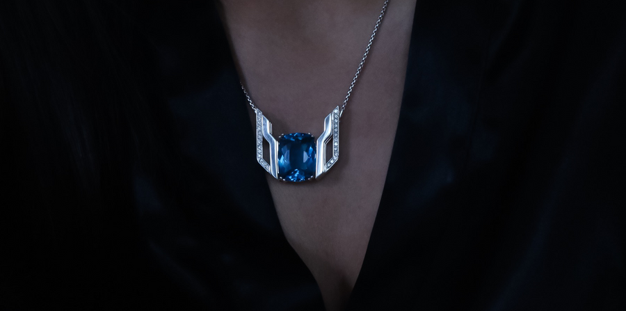 Shift Topaz Necklace